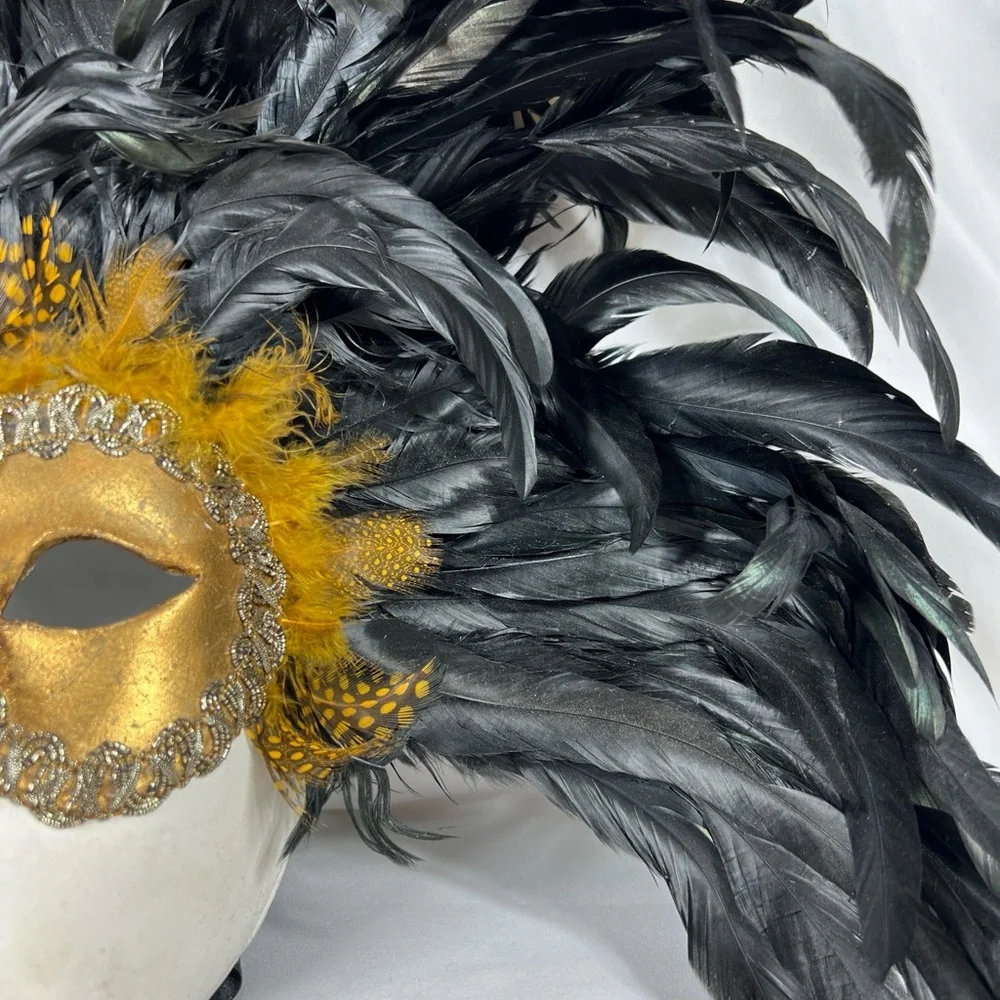 Venice Volto this exquisite